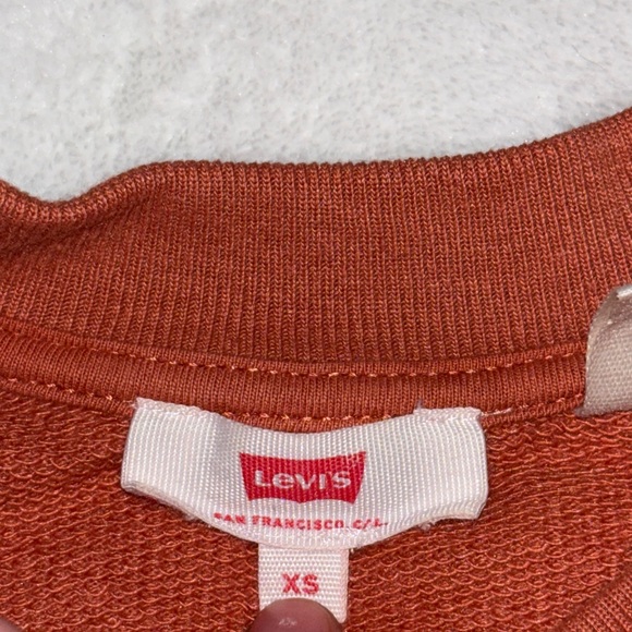 Levi's Women's Rust orange Crewneck Sweater - Picture 7 of 9
